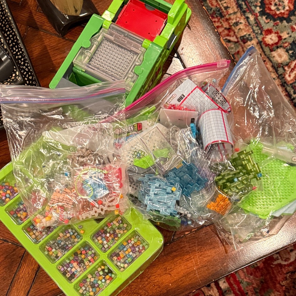 Colorful QIXELS cube building Set